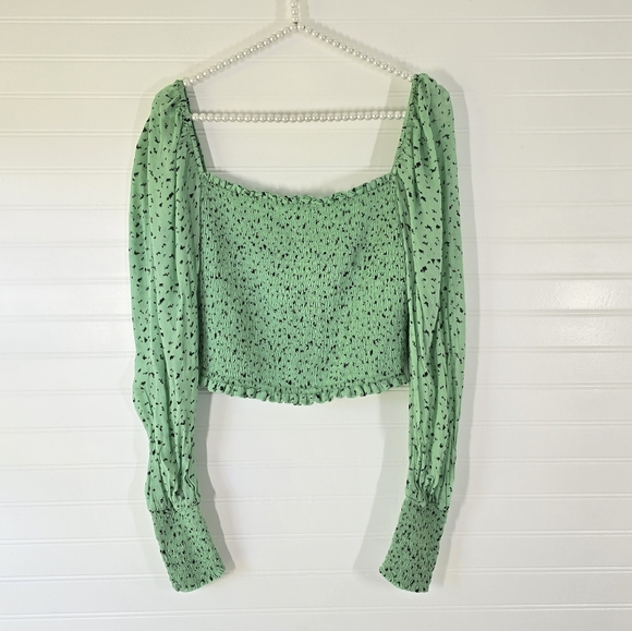 Aritzia Little Moon Gimlet Smocked Long Sleeve Blouse Top Medium - Picture 4 of 8